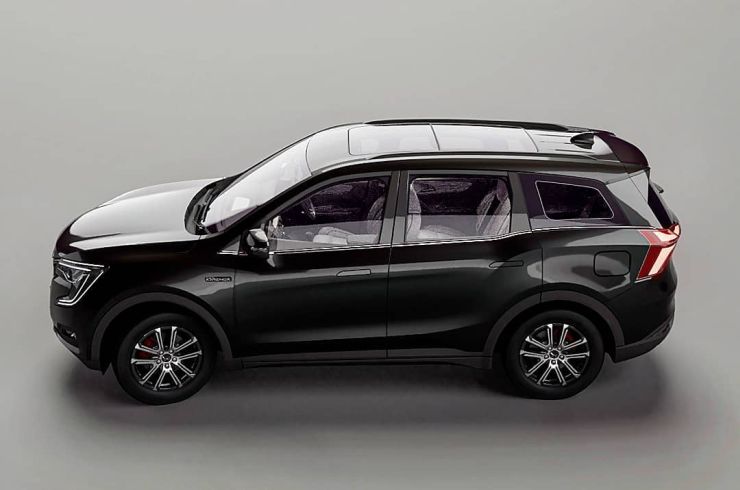 2024 Mahindra XUV 700 Dark Edition Design