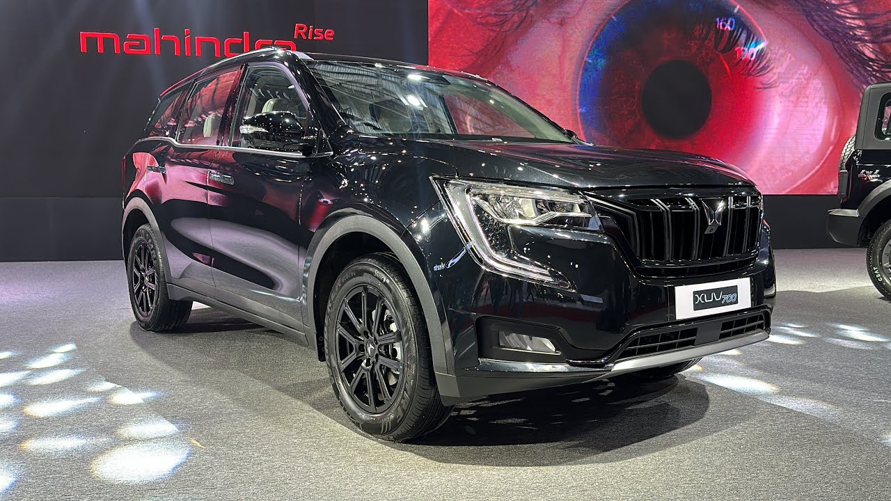 2024 Mahindra XUV 700 Dark Edition